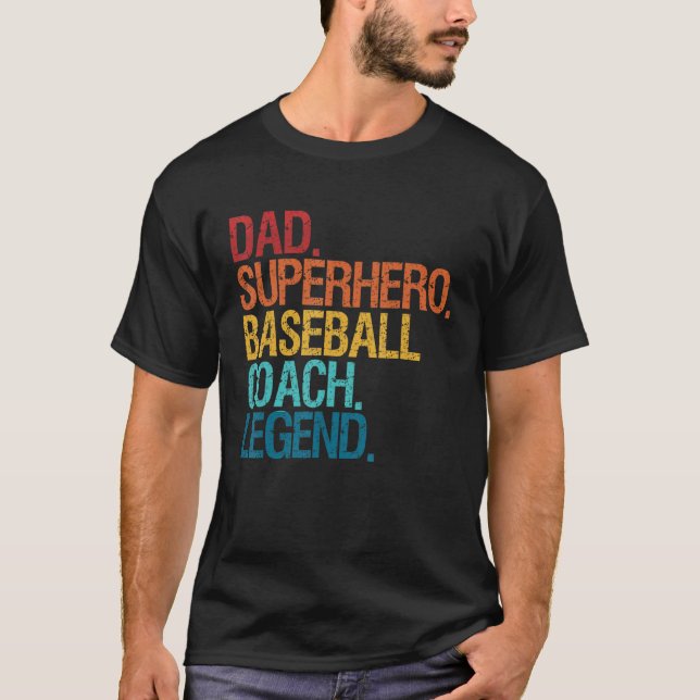 Camiseta Baseball Coach Dad  For Men Women Family Matching  (Frente)