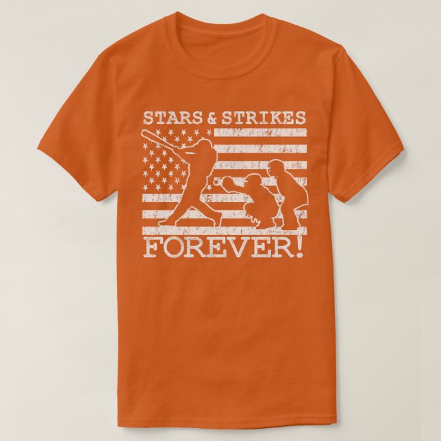 Camiseta Baseball Pitcher Stars e Strikes American Flag G (Frente do Design)