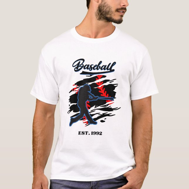 Camiseta Baseball Silhouette Graphic Design – EST. 1992  (Frente)