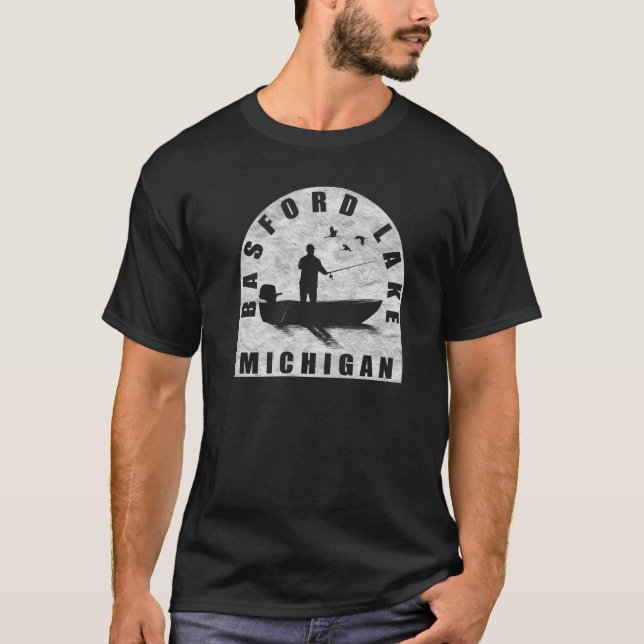 Camiseta Basford Lake Fish Michigan (Frente)