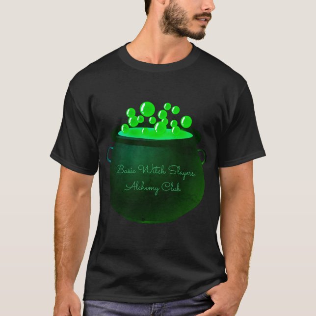 Camiseta Básica Bruxa Jogadora Alchemy Club Moda de Homens (Frente)
