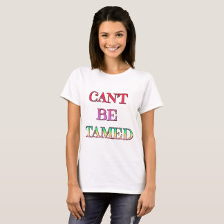 Camiseta básica de mulheres não pode ser violada