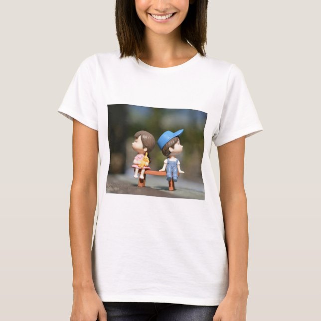 Camiseta básica de uso feminino (Frente)