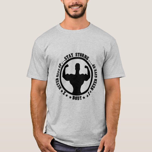Camiseta básica de uso masculino (Frente)