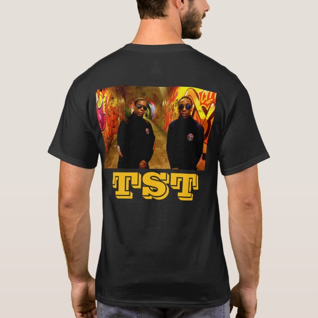 Camiseta Básica Escura TST. (Verso)