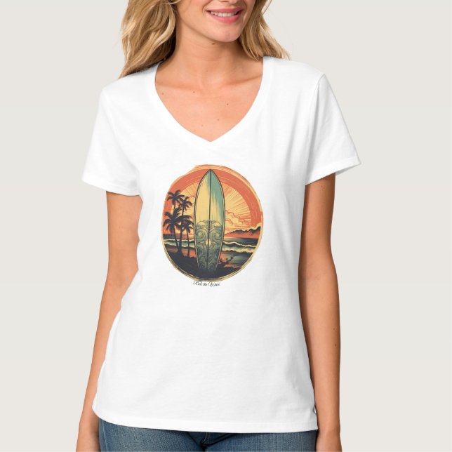 Camiseta Básica Feminina com Decote em V (Frente)