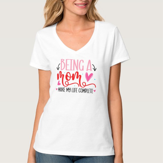 Camiseta Básica Feminina com Decote em V (Frente)