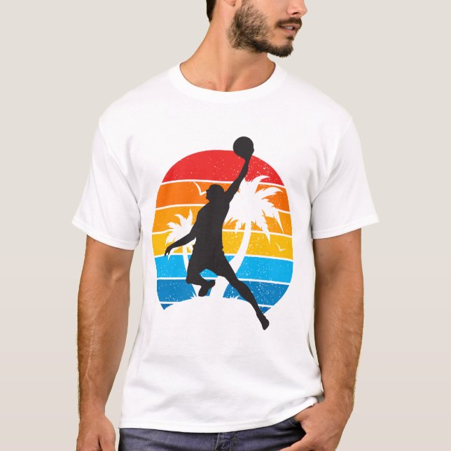 Camiseta Basquete do Pôr do Sol Retrô Aro de Vôlei Esportiv (Frente)