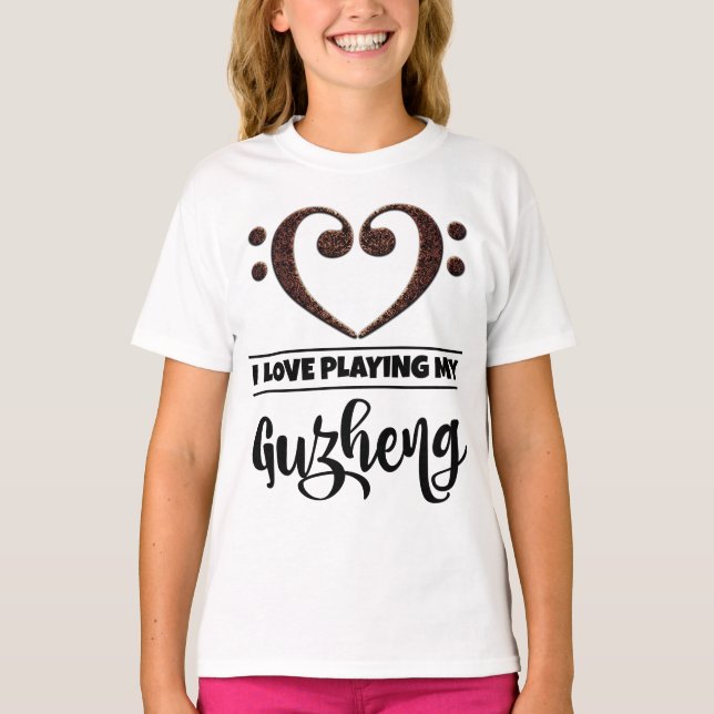 Camiseta Bass Clef Heart Love Tocando Guzheng (Frente)