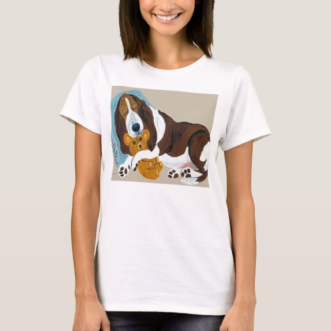 Camiseta Basset adormecido com urso de ursinho (Frente)