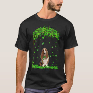 Camiseta Basset Hound Dog Irish Green Shamrock C Rua Patrão