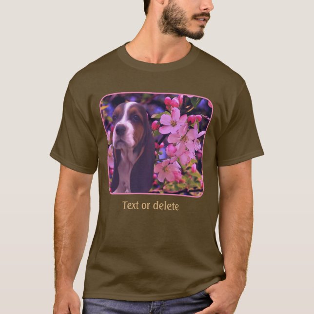 Camiseta Basset Hound Puppy Blossoms Dog Art  (Frente)