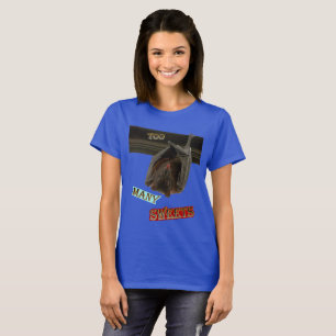 Camiseta Bastão de suspensão o Dia das Bruxas, engraçado
