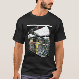 Camiseta Batalhas - Gráfico Espelhado