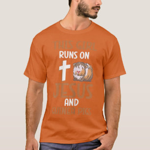 Camiseta Batata De Furto Esta Garota Funciona Com Jesus E P