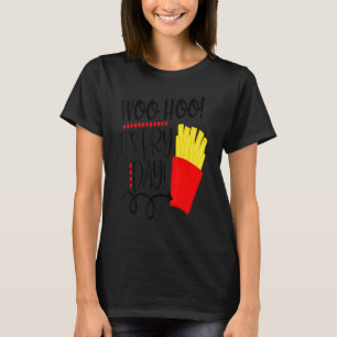 Camiseta Batatas Fritas É Dia de Fritura Sexta-feira de Com