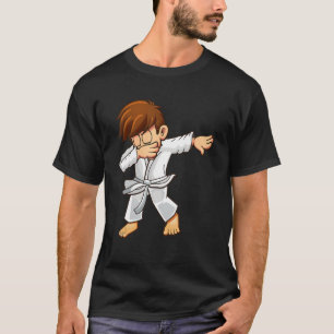 Camiseta Bater artistas marciais com cinturão branco Karate