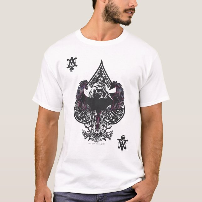 Camiseta Batman Ace of Spaces Gothic Crest (Frente)