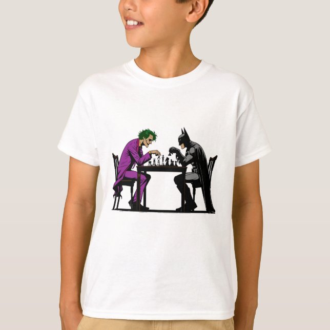 Camiseta Batman e Joker jogando xadrez em T-Shirt (Frente)