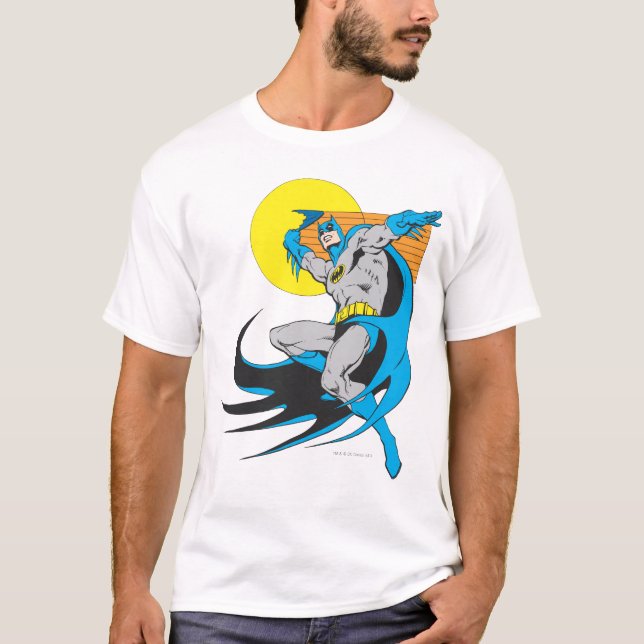 Camiseta Batman Joga Batarang 2 (Frente)