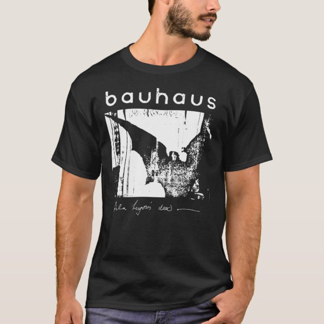 Camiseta Bauhaus - Bat Wings - Bela Lugosi&x27;s Morto Esse (Frente)