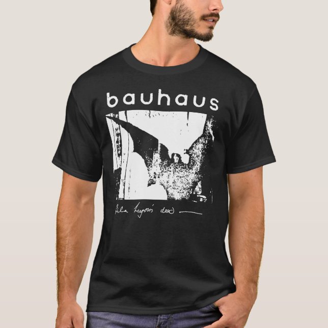 Camiseta Bauhaus - Bat Wings - Bela Lugosi&x27;s Morto Esse (Frente)