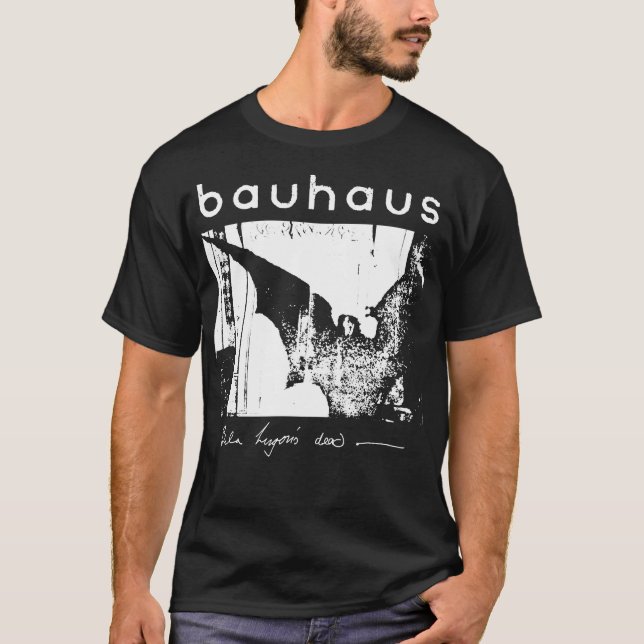 Camiseta Bauhaus Bat Wings Bela Lugosis Morto Essencial (Frente)