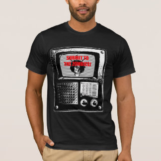 Camiseta BBT70 submetem-se à tevê dos zombis