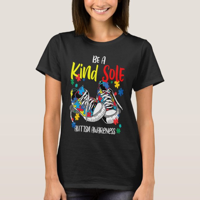 Camiseta Be A Kind Sole Autism Awareness Rainbow Trendy Puz (Frente)