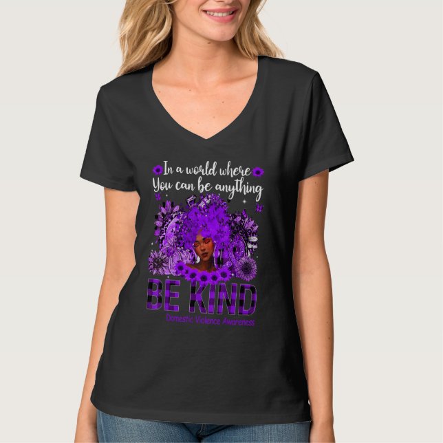 Camiseta Be Kind Black Women Afro African Domestic Violence (Frente)