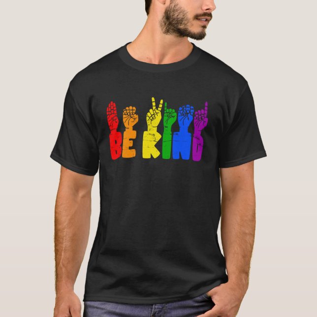 Camiseta Be Kind Sign Languag Hand Rainbow LGBT Pride Month (Frente)