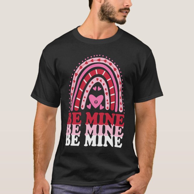 Camiseta Be Mine Heart Rainbow Valentine's Day Teacher Girl (Frente)