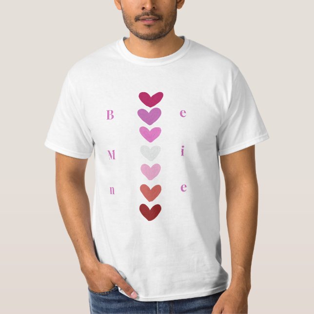 Camiseta Be Mine Minimal Heart Stack Valentine T-Shirt (Frente)