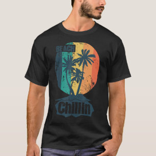 Camiseta Beach Chillin a passear na praia