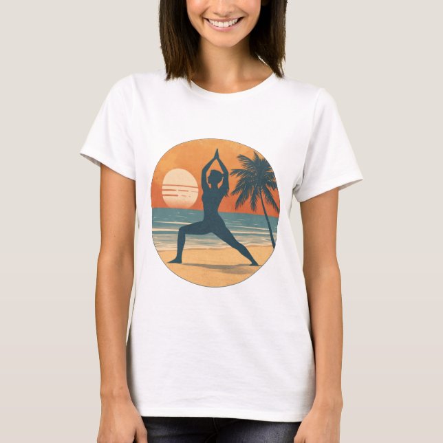 Camiseta Beach Sunset Yoga Silhouette | Coastal Yogi Life (Frente)