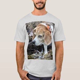 Camiseta Beagle Investigando O Creek