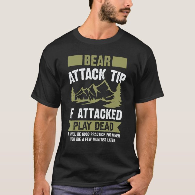 Camiseta Bear Attack Tip  Camping Hiking Travel Adventure C (Frente)