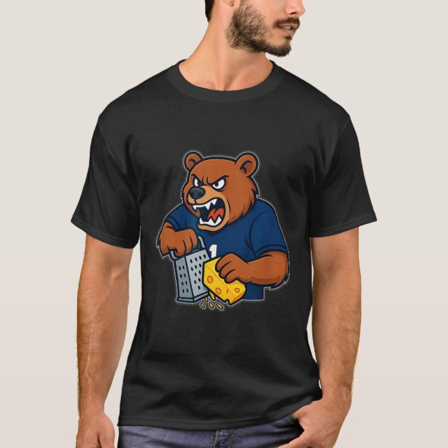 Camiseta Bear Grating Cheese Funny  (Frente)