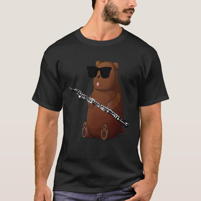 Camiseta Bear Wearing Sunglasses Playing Oboe (Frente)