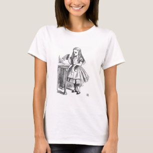 Camiseta Beba-me (Alice no país das maravilhas)