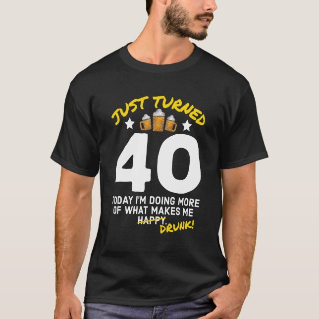 Camiseta Bebado aniversário de 40 anos G De Bebendo De 40 C (Frente)