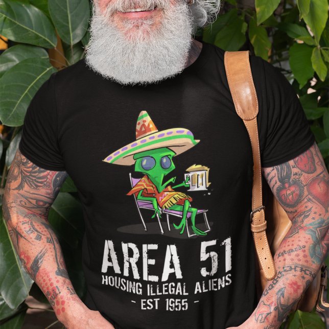 Camiseta Bebado de OVNI de presente de área 51 Alienígena i (Criador carregado)