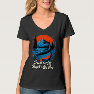 Camiseta Bebado, mas ainda apanhou um grande Bebendo de cer