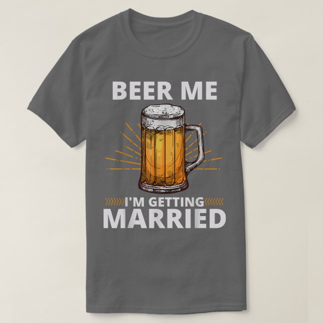 Camiseta Bebam Eu Vou Casar Com Homens Engraçados. (Frente do Design)