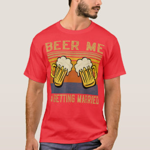 Camiseta Bebam Eu Vou Casar Com Homens Engraçados.