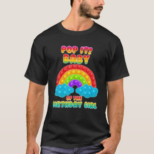 Camiseta Bebê Da Rapariga De Aniversário Do Arco-Íris