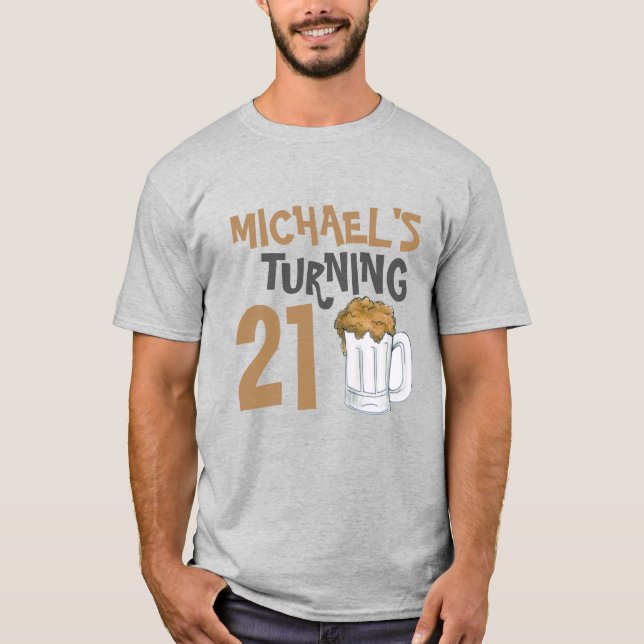 Camiseta Bebendo de Cerveja Personalizado de aniversário de (Frente)