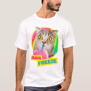 Camiseta Bebendo de Gato