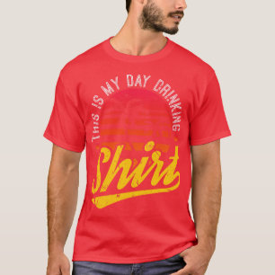 Camiseta Bebendo do Dia da Árvore Palm de Praia