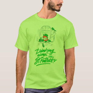Camiseta bebendo do duende de Dia de São Patrício sozinho
